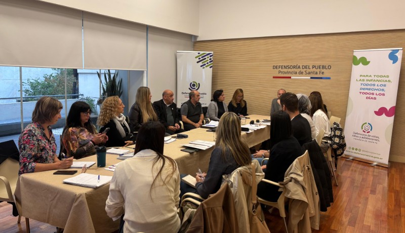 El Defensor recibió a la secretaria de Niñez, Daniela León, y sus equipos 